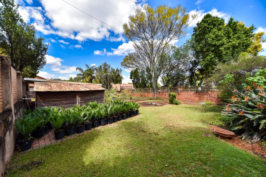 6 Bedroom Property for Sale in Sterrewag Gauteng