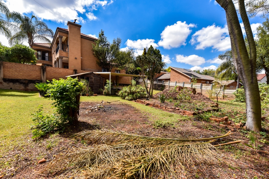 6 Bedroom Property for Sale in Sterrewag Gauteng