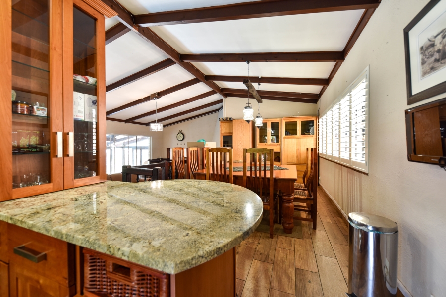 6 Bedroom Property for Sale in Riviera Gauteng