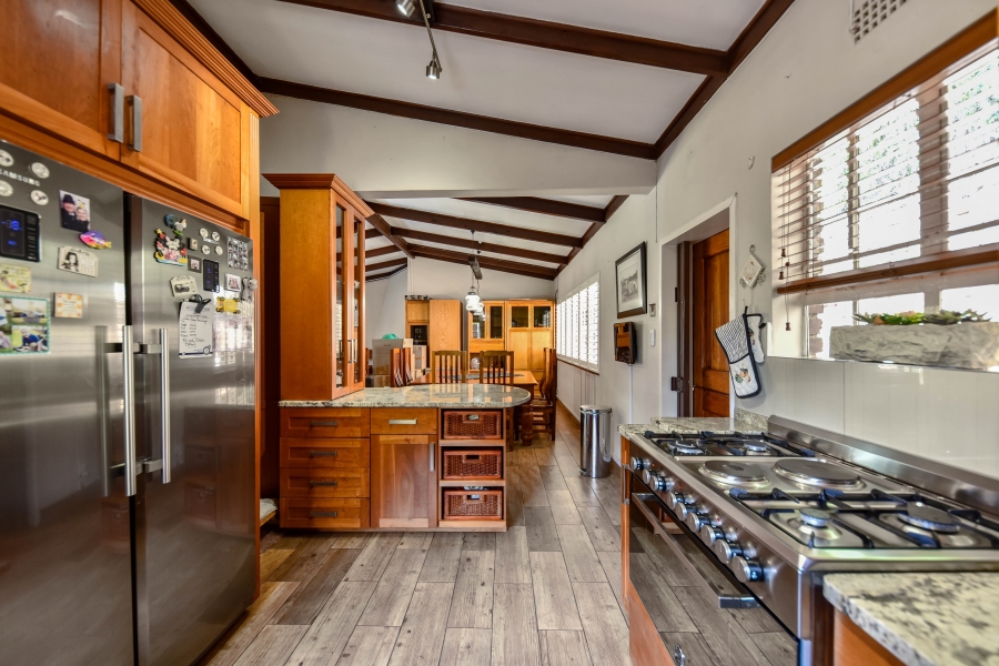 6 Bedroom Property for Sale in Riviera Gauteng