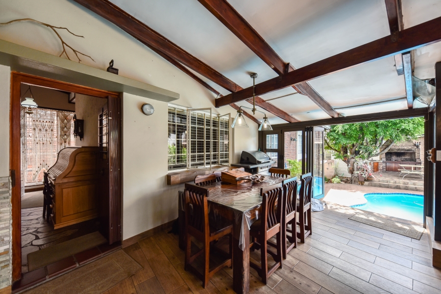 6 Bedroom Property for Sale in Riviera Gauteng