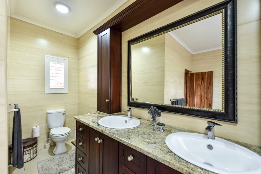 6 Bedroom Property for Sale in Riviera Gauteng