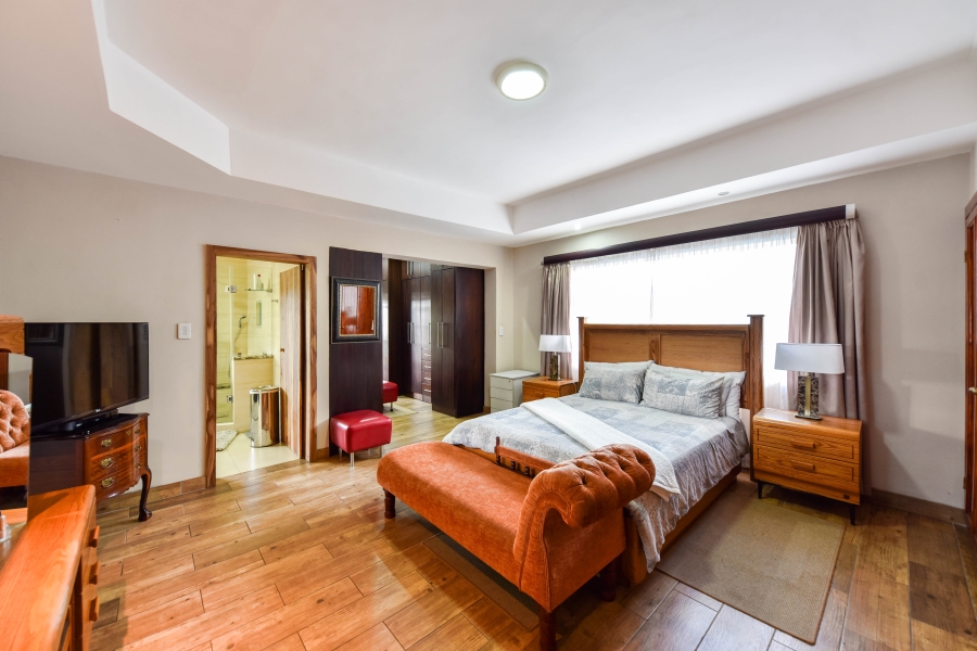 6 Bedroom Property for Sale in Riviera Gauteng