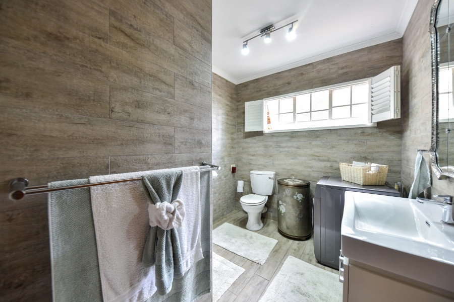 6 Bedroom Property for Sale in Riviera Gauteng