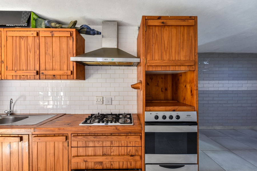 6 Bedroom Property for Sale in Riviera Gauteng