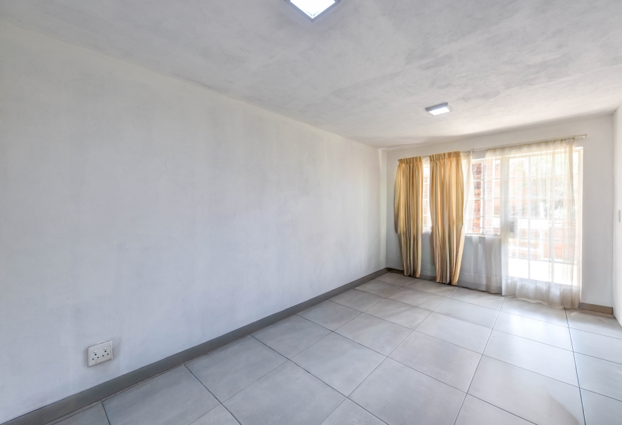 6 Bedroom Property for Sale in Riviera Gauteng