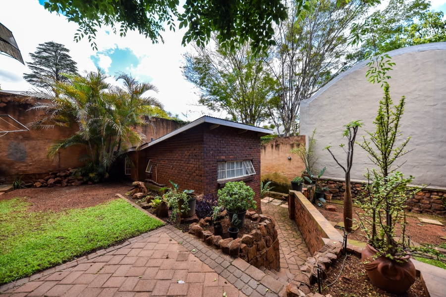6 Bedroom Property for Sale in Riviera Gauteng