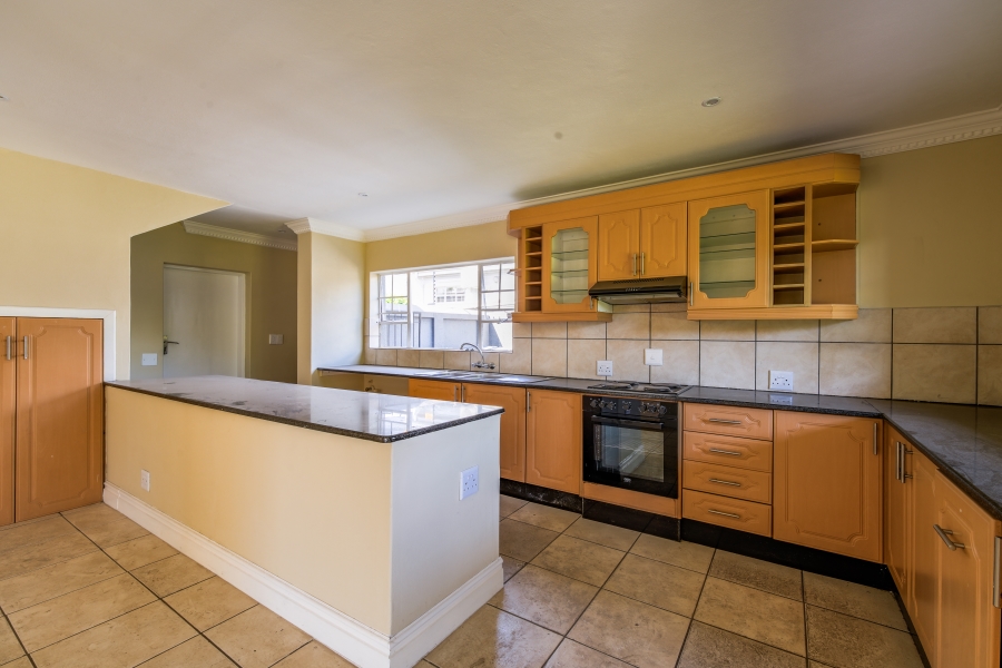 4 Bedroom Property for Sale in Equestria Gauteng