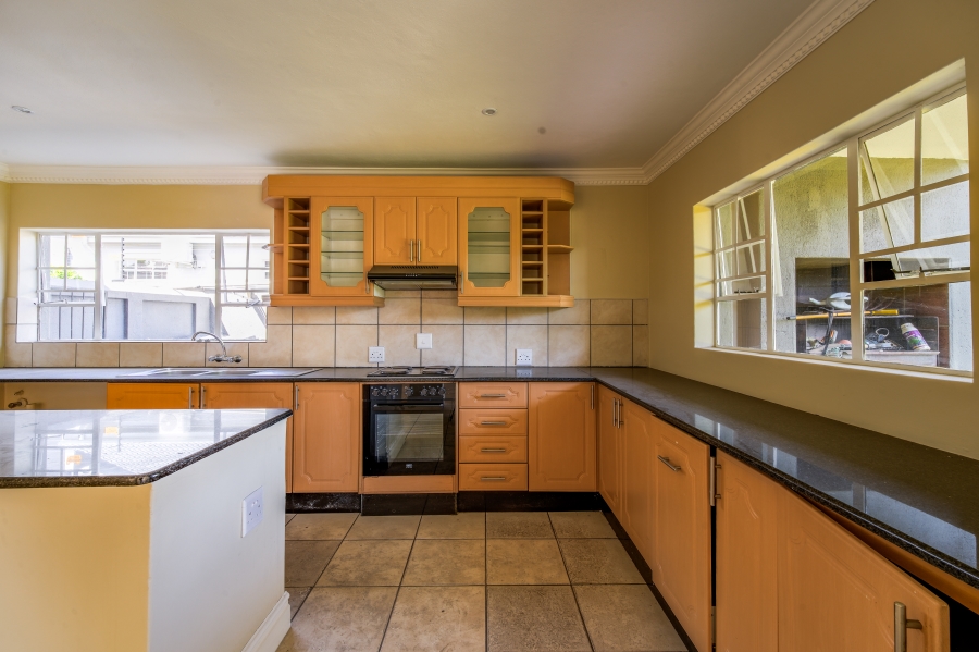 4 Bedroom Property for Sale in Equestria Gauteng