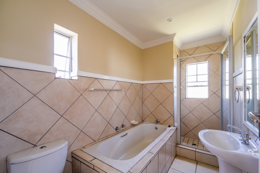 4 Bedroom Property for Sale in Equestria Gauteng
