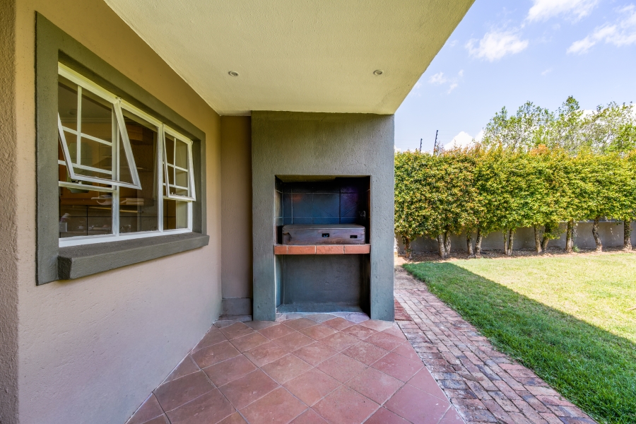 4 Bedroom Property for Sale in Equestria Gauteng