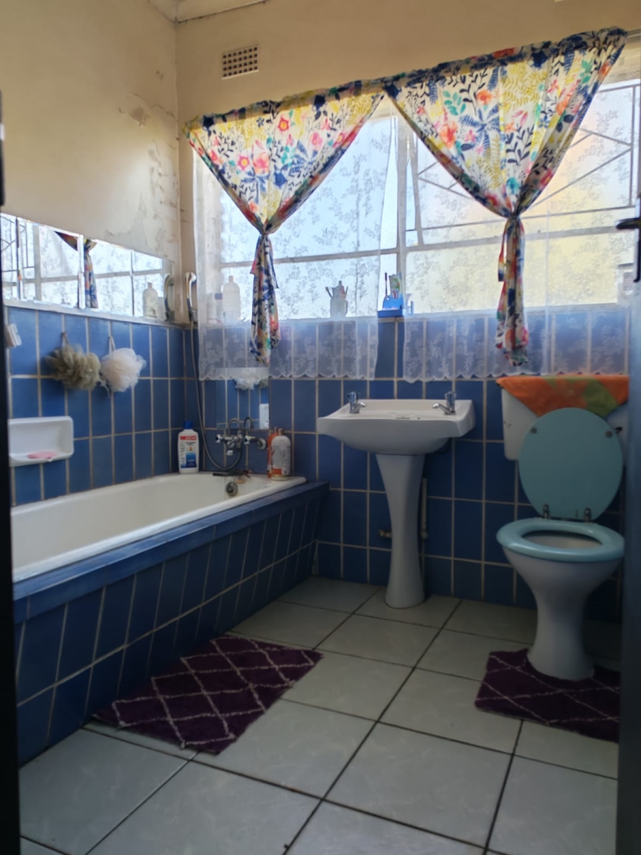 3 Bedroom Property for Sale in Sonland Park Gauteng