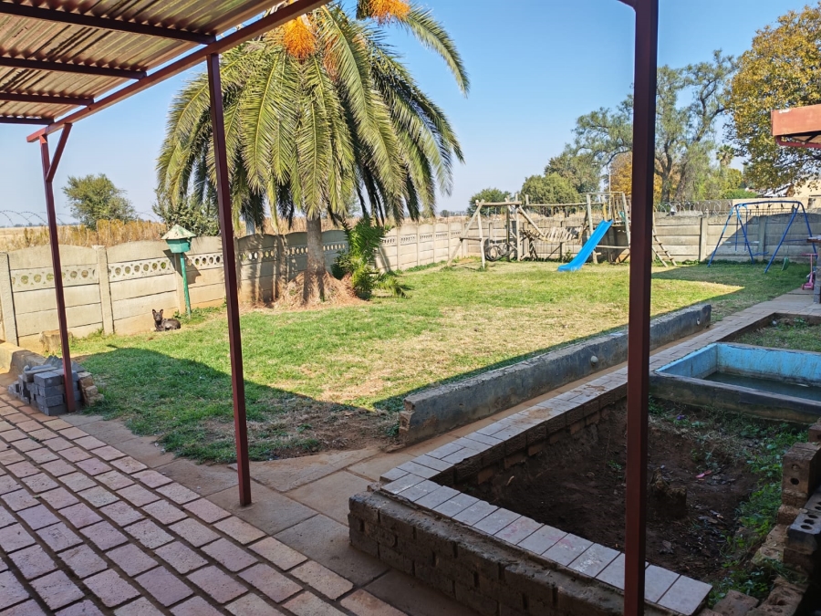 3 Bedroom Property for Sale in Sonland Park Gauteng