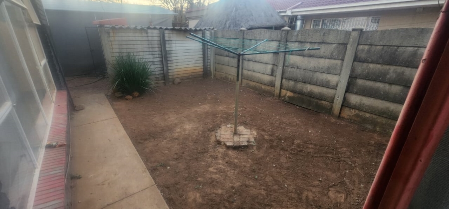 3 Bedroom Property for Sale in Sonland Park Gauteng