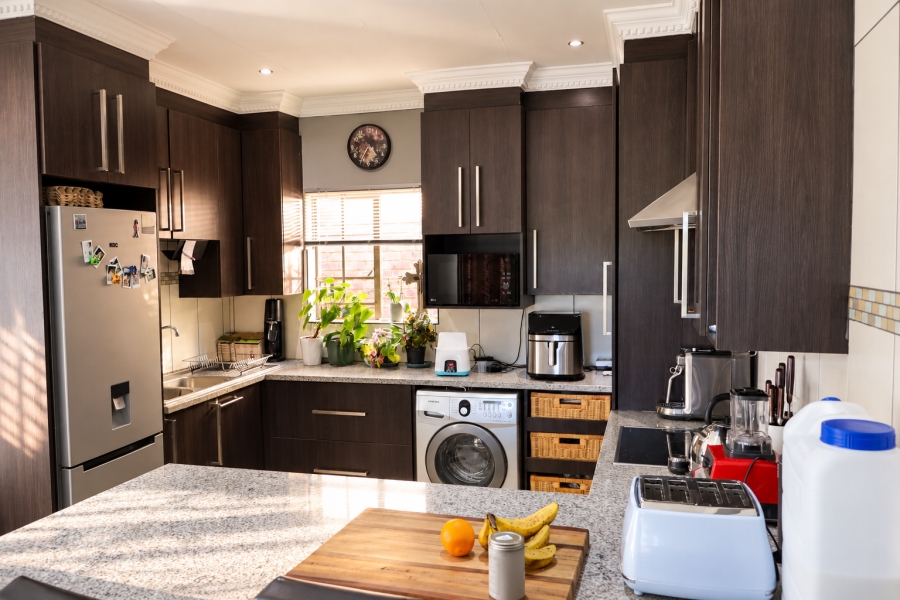 2 Bedroom Property for Sale in Equestria Gauteng