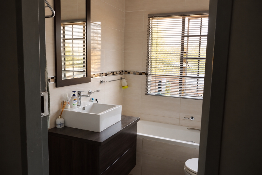 2 Bedroom Property for Sale in Equestria Gauteng