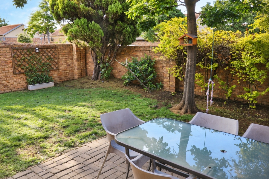 2 Bedroom Property for Sale in Equestria Gauteng