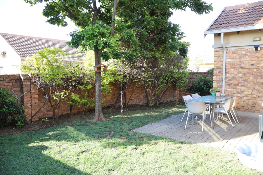 2 Bedroom Property for Sale in Equestria Gauteng