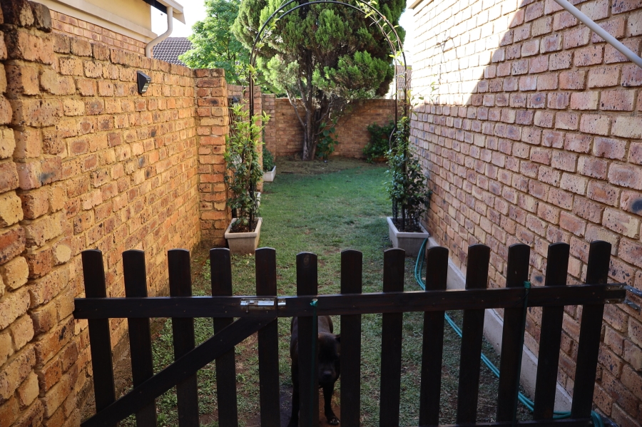 2 Bedroom Property for Sale in Equestria Gauteng