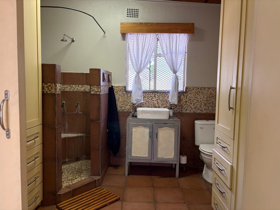 To Let 3 Bedroom Property for Rent in Waverley Gauteng