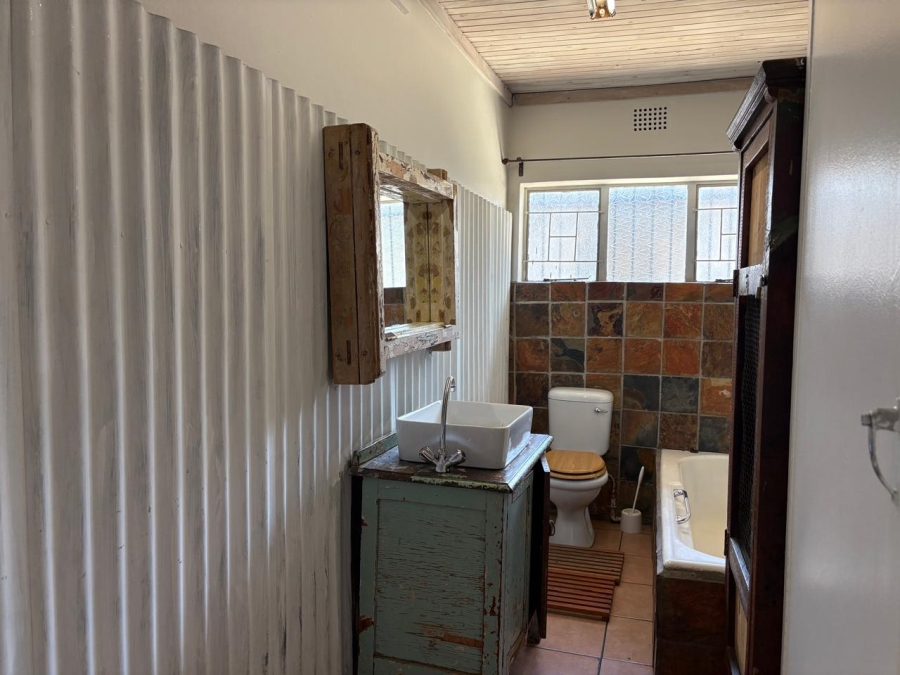 To Let 3 Bedroom Property for Rent in Waverley Gauteng