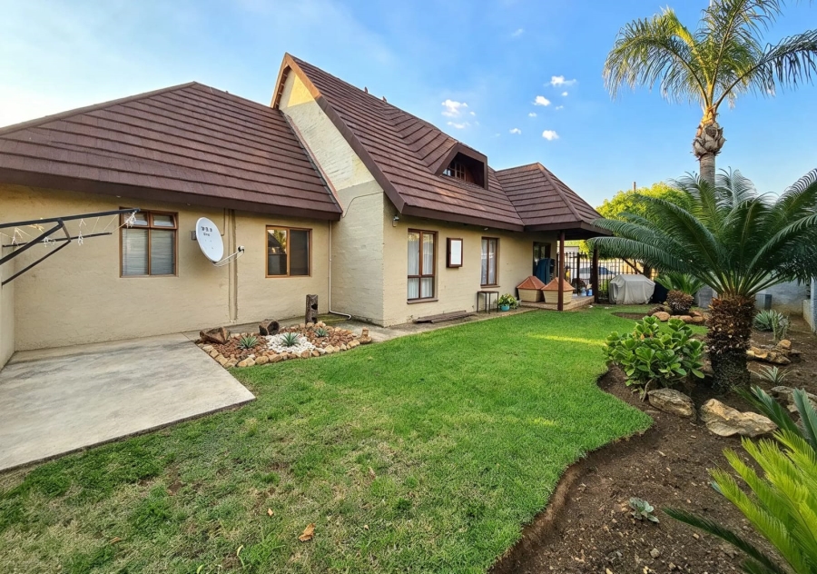 4 Bedroom Property for Sale in Daspoort Gauteng