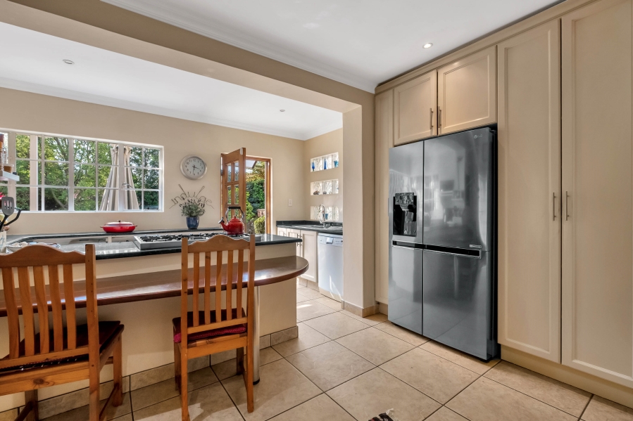 4 Bedroom Property for Sale in Emmarentia Gauteng