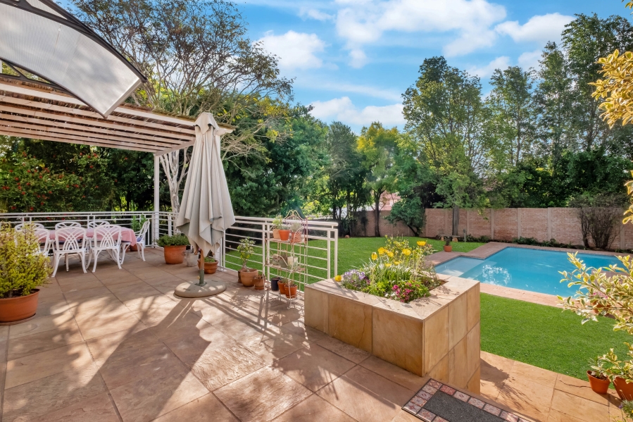 4 Bedroom Property for Sale in Emmarentia Gauteng