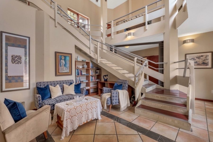 5 Bedroom Property for Sale in Emmarentia Gauteng