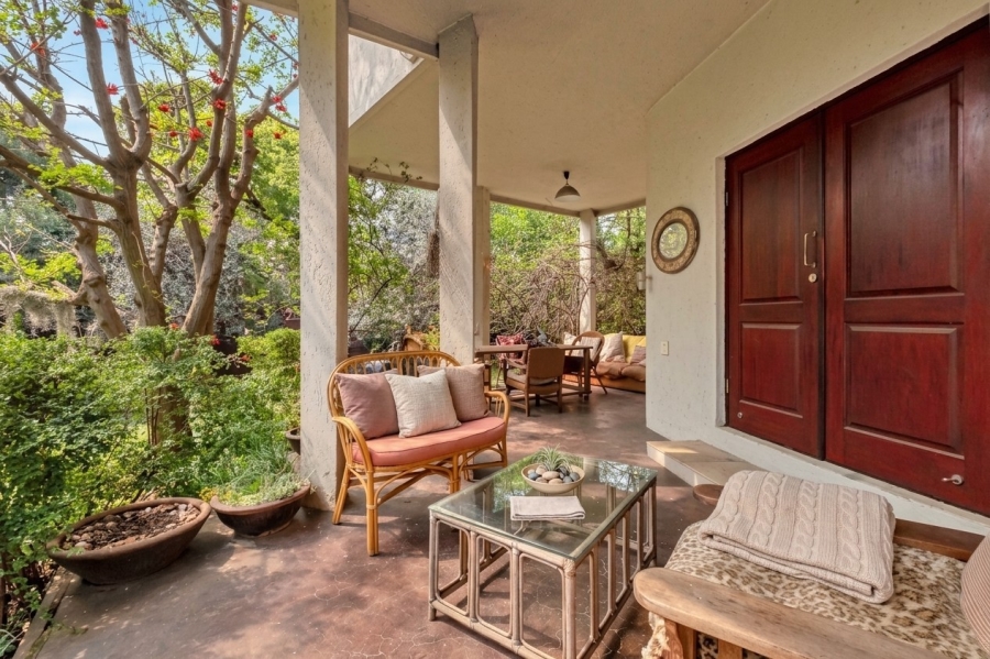 5 Bedroom Property for Sale in Emmarentia Gauteng