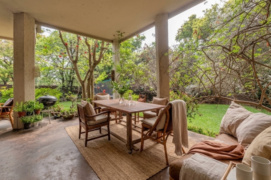 5 Bedroom Property for Sale in Emmarentia Gauteng