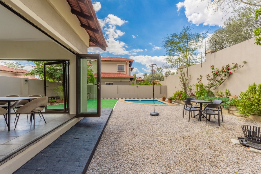4 Bedroom Property for Sale in Douglasdale Gauteng