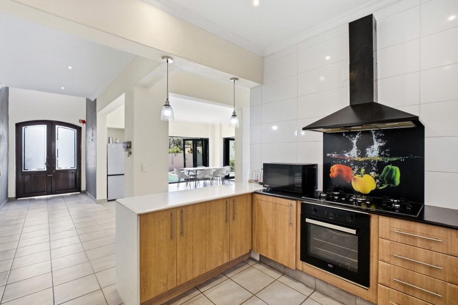 4 Bedroom Property for Sale in Douglasdale Gauteng
