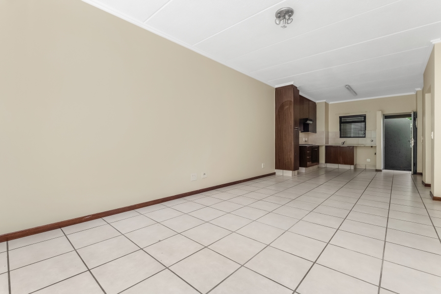 To Let 2 Bedroom Property for Rent in Fourways Gauteng