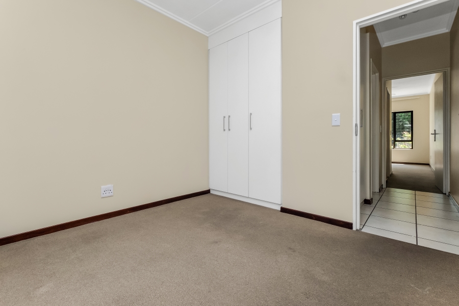 To Let 2 Bedroom Property for Rent in Fourways Gauteng