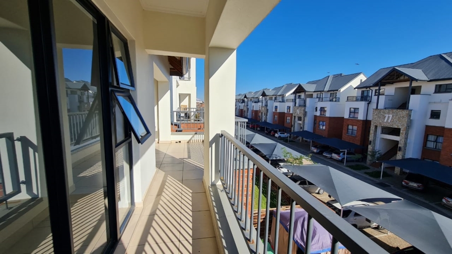 To Let 2 Bedroom Property for Rent in Greenstone Hill Gauteng