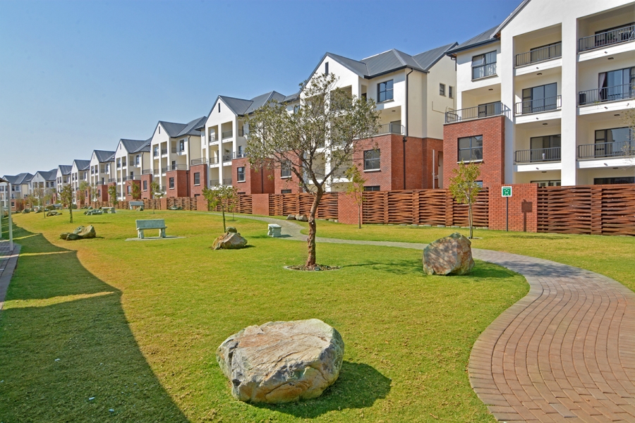 To Let 2 Bedroom Property for Rent in Greenstone Hill Gauteng