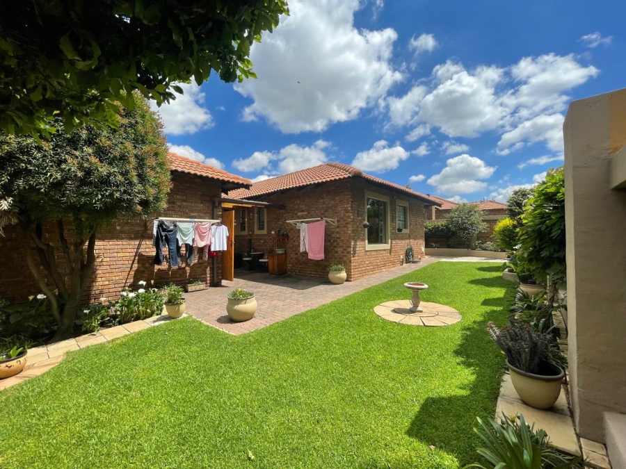 3 Bedroom Property for Sale in Lambton Gauteng