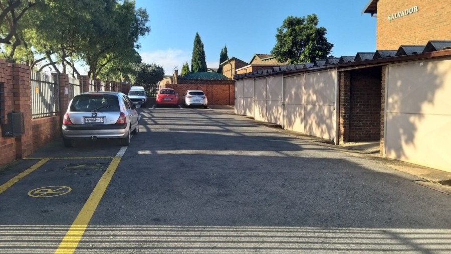 To Let 2 Bedroom Property for Rent in Horizon View Gauteng