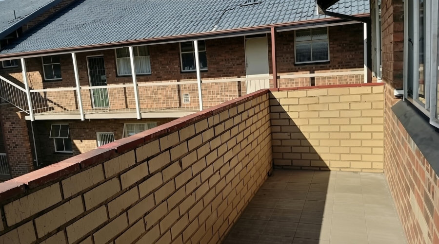 To Let 2 Bedroom Property for Rent in Horizon View Gauteng