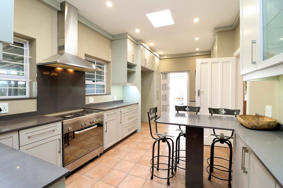 To Let 4 Bedroom Property for Rent in Sandringham Gauteng