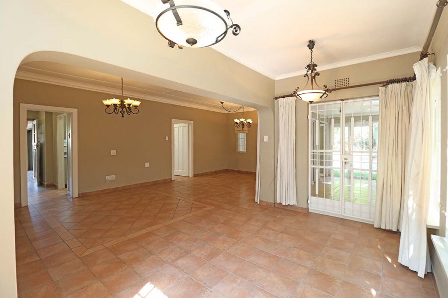 To Let 4 Bedroom Property for Rent in Sandringham Gauteng