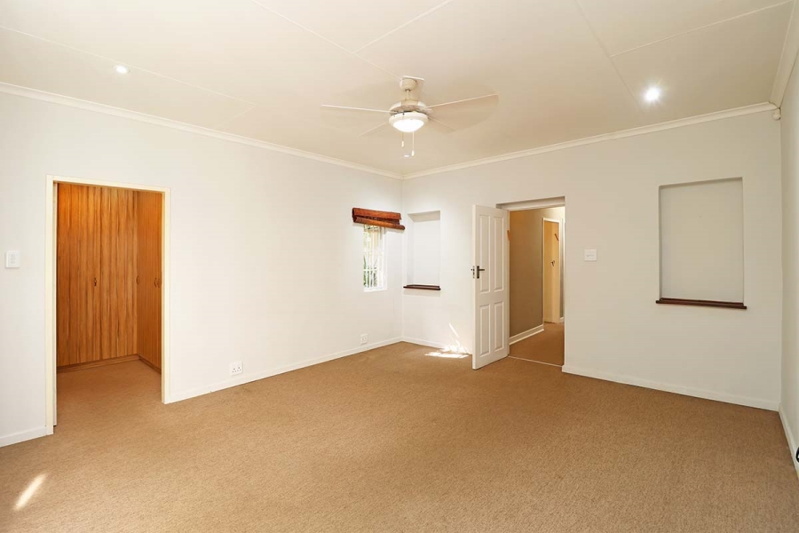 To Let 4 Bedroom Property for Rent in Sandringham Gauteng
