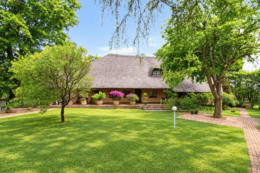 12 Bedroom Property for Sale in Glen Austin Gauteng