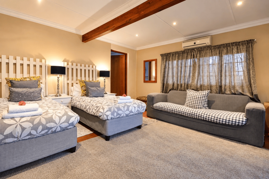 12 Bedroom Property for Sale in Glen Austin Gauteng