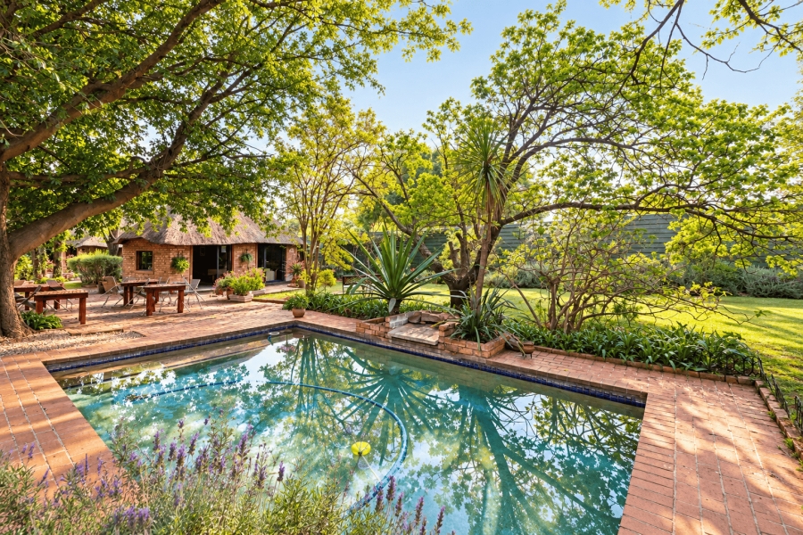 12 Bedroom Property for Sale in Glen Austin Gauteng