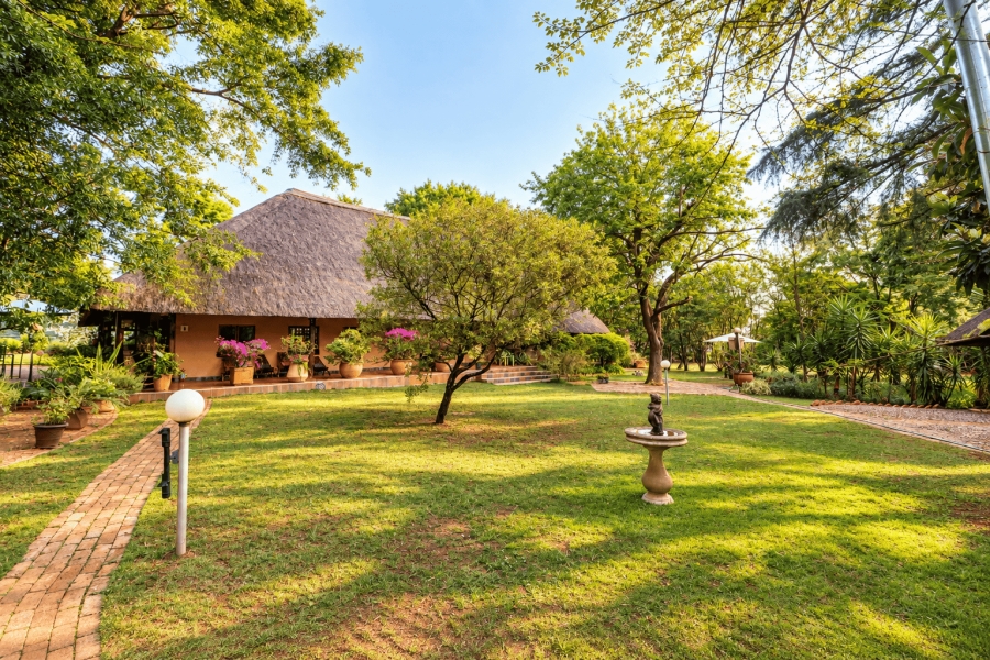12 Bedroom Property for Sale in Glen Austin Gauteng