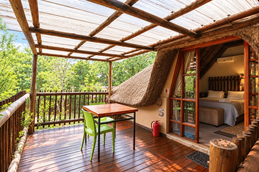 12 Bedroom Property for Sale in Glen Austin Gauteng