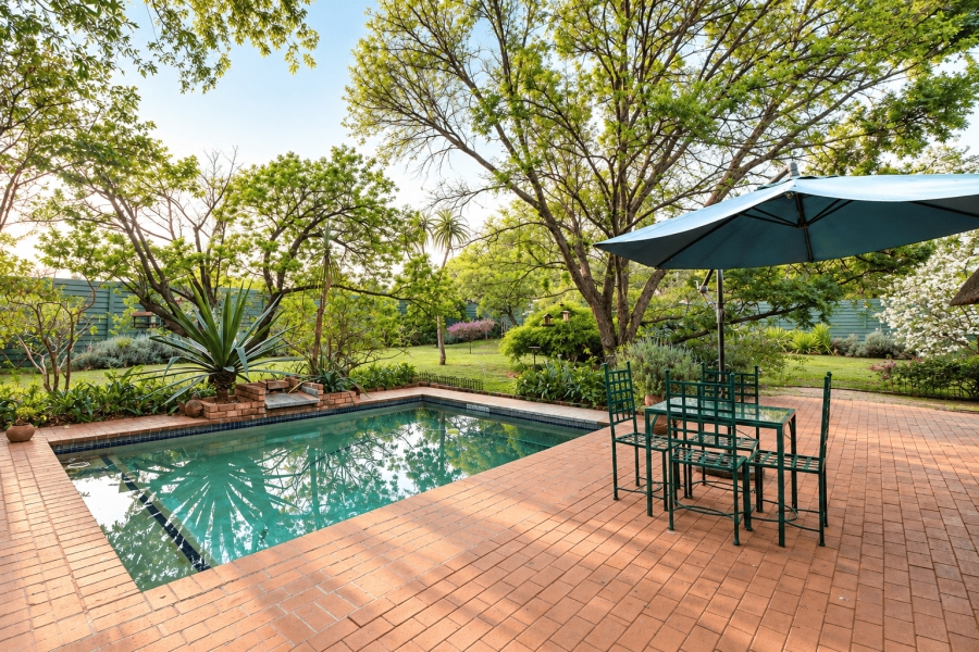 12 Bedroom Property for Sale in Glen Austin Gauteng