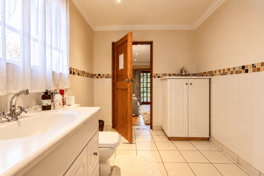 12 Bedroom Property for Sale in Glen Austin Gauteng